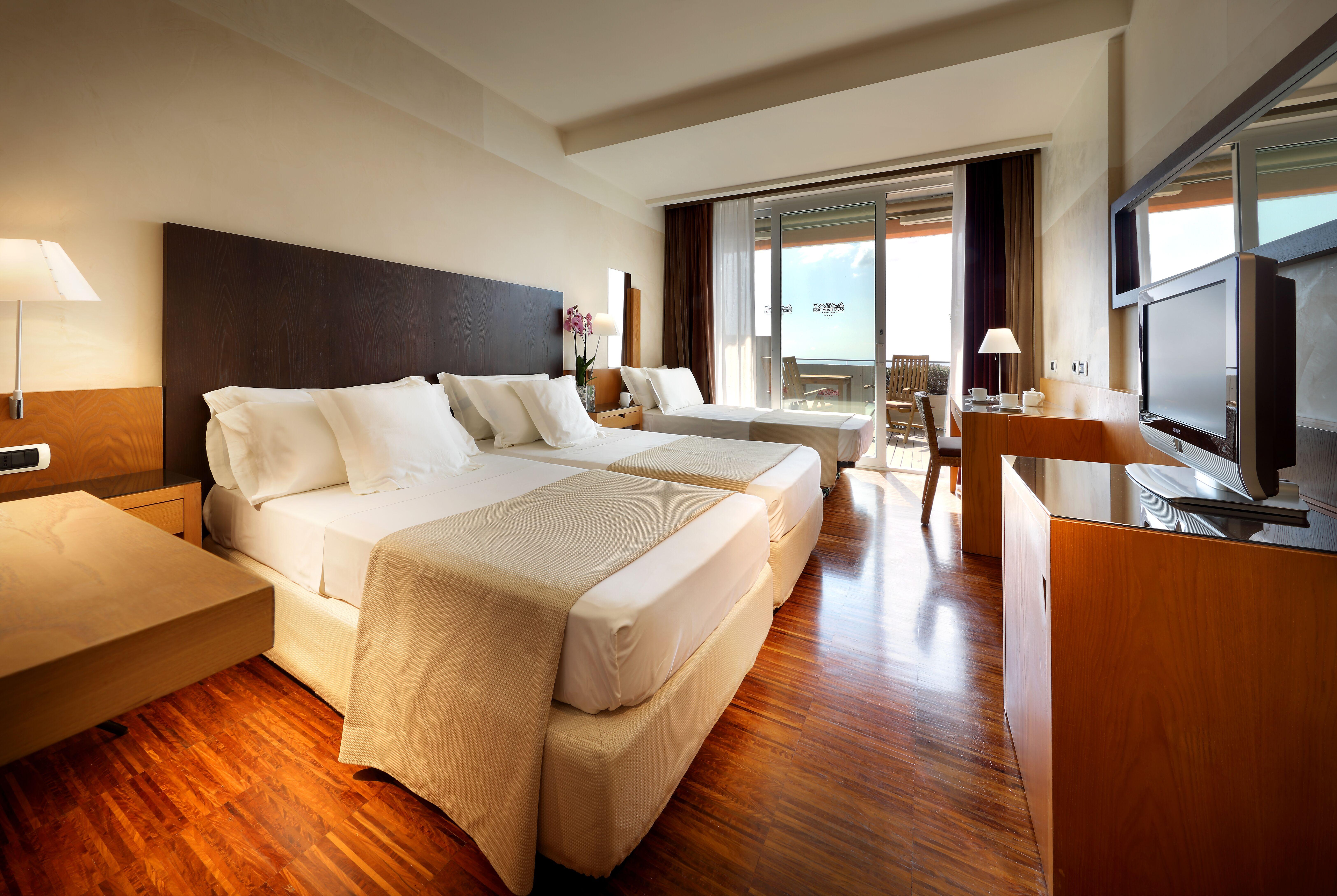 Eurostars Monte Tauro Hotel Taormina Kültér fotó