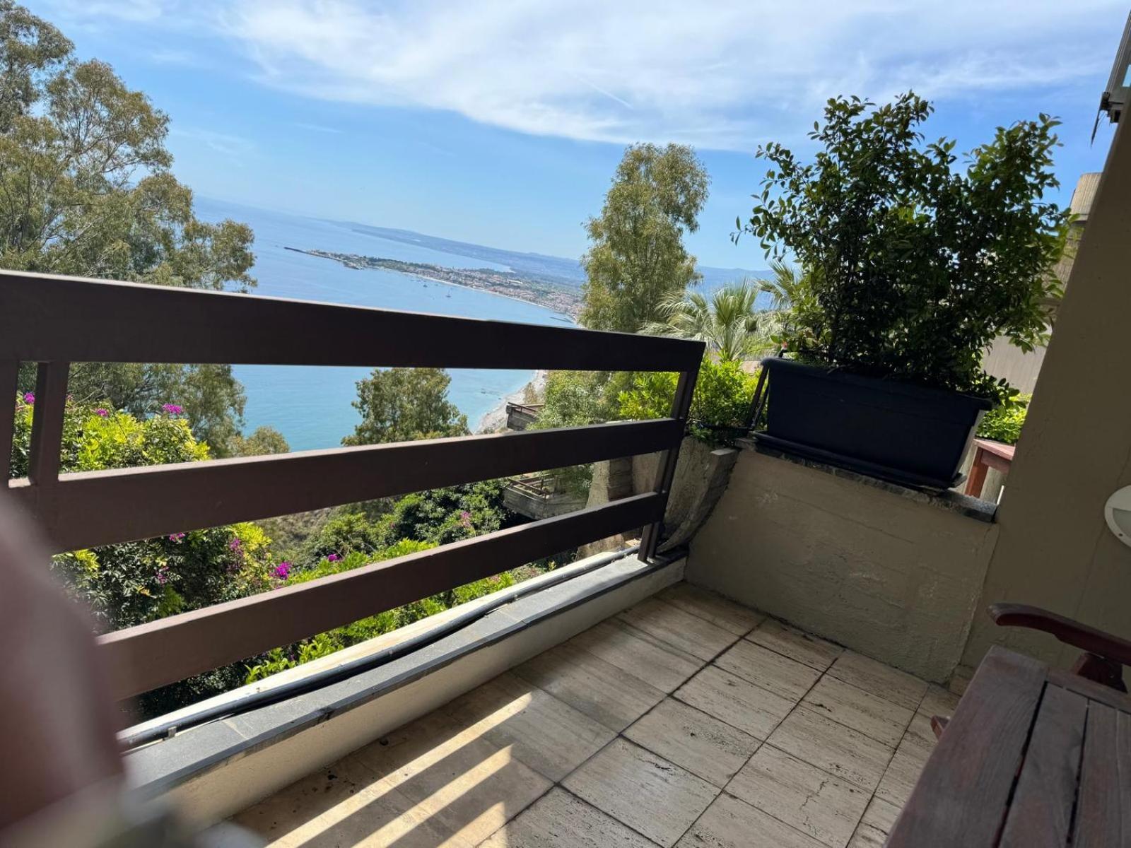 Eurostars Monte Tauro Hotel Taormina Szoba fotó